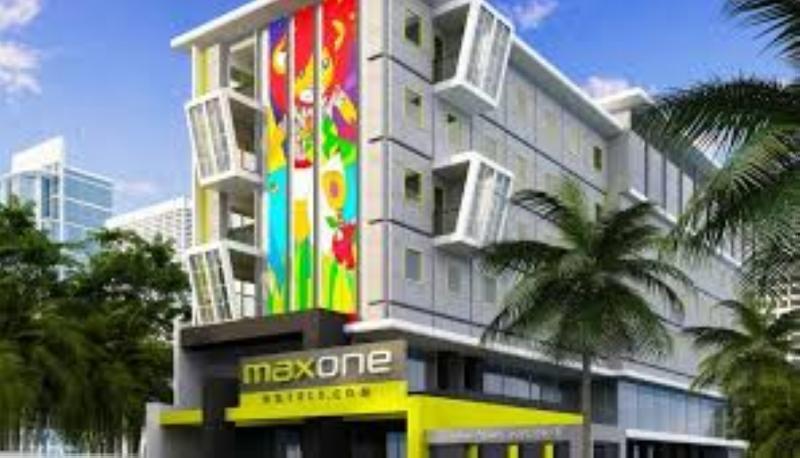 Maxonehotels.Com At Tidar Surabaia Exterior foto