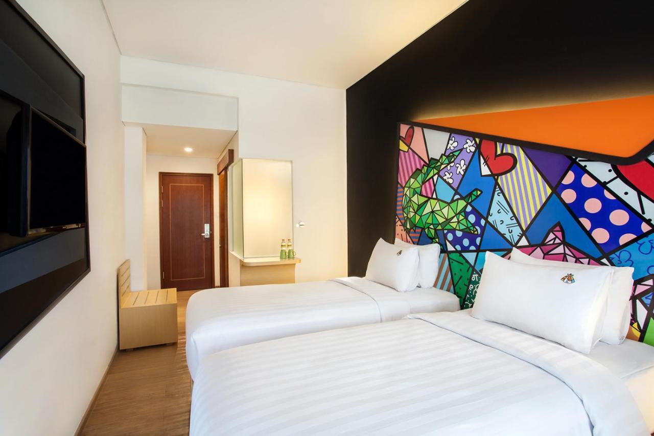 Maxonehotels.Com At Tidar Surabaia Exterior foto