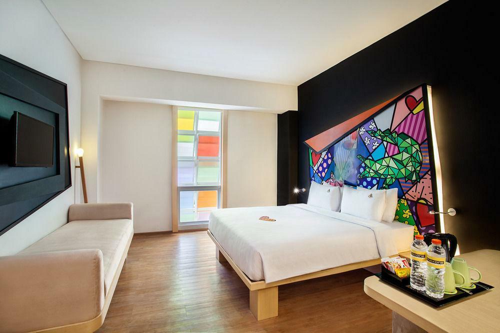 Maxonehotels.Com At Tidar Surabaia Exterior foto